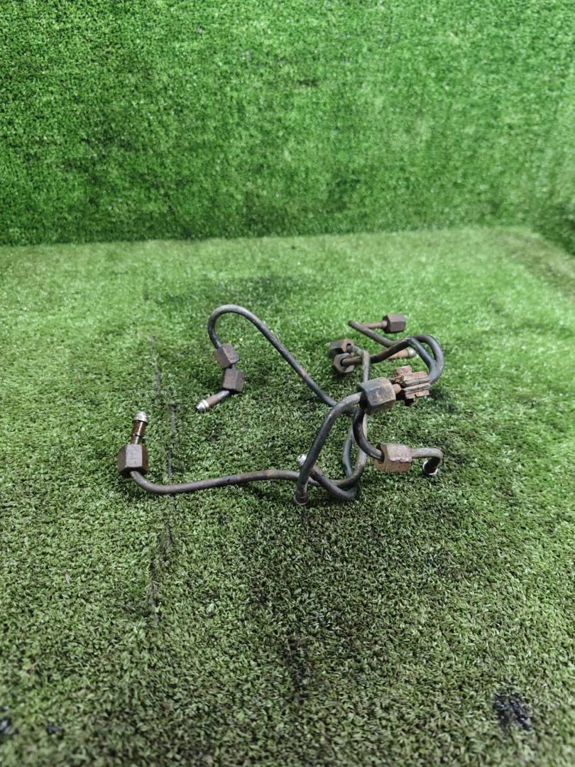 трубка ТНВД Toyota Picnic 1 поколение XM10 2000, 2.2 л., дизель, МКПП, минивэн - фото №1