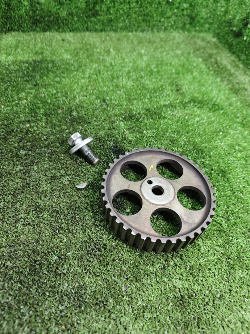 шкив распредвала Renault Laguna 1 поколение 1997, 1.8 л., бензин, МКПП, хетчбэк 5 дв. - фото №1