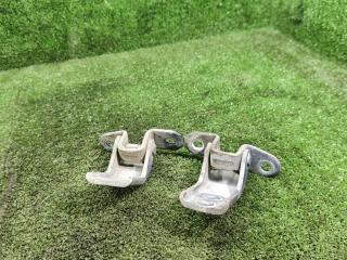 петля двери Toyota Carina E 1 поколение T190 1997, 1.6 л., бензин, МКПП, седан