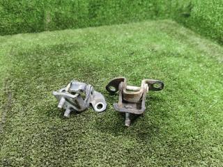 петля двери Toyota Carina E 1 поколение T190 1997, 1.6 л., бензин, МКПП, седан