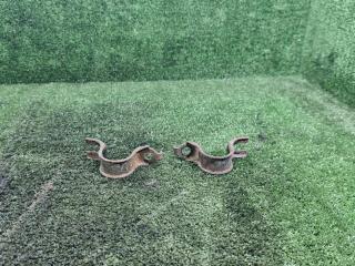 крепление стабилизатора / втулки стабилизатора Mazda 626 GE [рестайлинг] 1995, 2.0 л., бензин, АКПП, седан