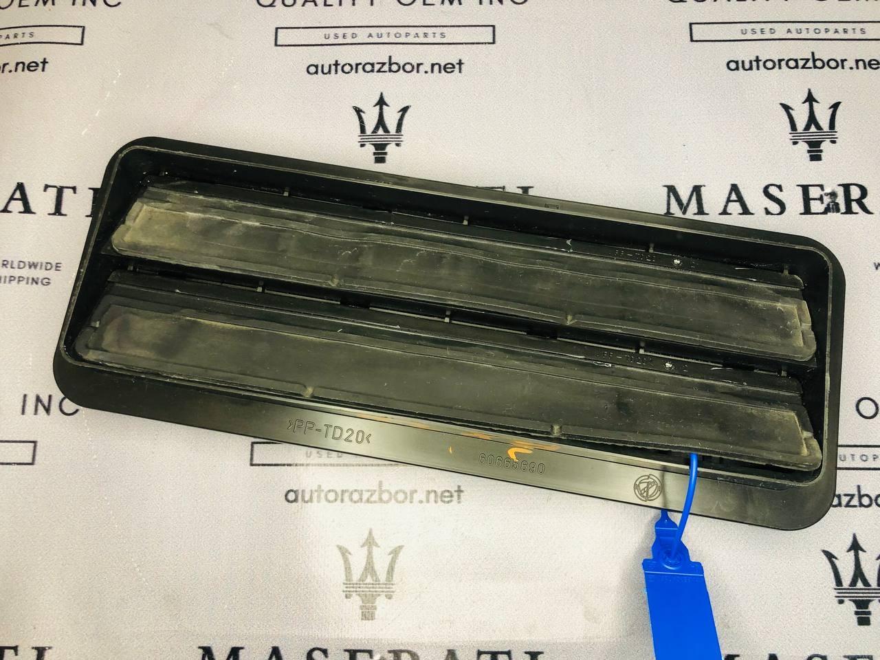 воздуховод Maserati Quattroporte 5 поколение 2005, 4.2 л., M139 A, бензин, робот, седан, задний привод, 84633300, 67079500, 60665690 - фото №1