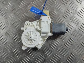 моторчик стеклоподъемника задний левый BMW 7 серия F01/F02 [рестайлинг] 2014, 4.4 л., N63 B44 B, бензин, АКПП, седан, 67627046031, 7046031, 0130822514