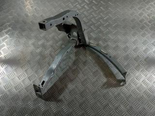 крепление крыла переднего правого Audi A8 D3 [рестайлинг] 2007, 4.2 л., BVJ, бензин, АКПП, седан, 4E0821138F