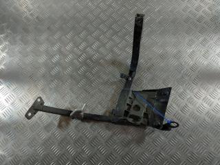 крепление крыла переднего левого Audi A8 D3 [рестайлинг] 2007, 4.2 л., BVJ, бензин, АКПП, седан, 4E0821137F