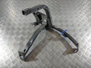 крепление крыла переднего правого Audi A8 D3 [рестайлинг] 2007, 4.2 л., BVJ, бензин, АКПП, седан, 4E0821138F