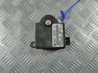 блок управления аккумулятором Audi A8 D3 [рестайлинг] 2007, 4.2 л., BVJ, бензин, АКПП, седан, 4E0915181C