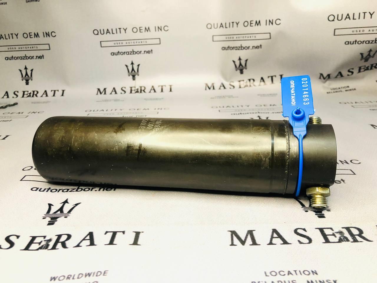 теплообменник масляного фильтра Maserati Quattroporte 5 поколение 2005, 4.2 л., M139 A, бензин, робот, седан, задний привод, 190163 - фото №1