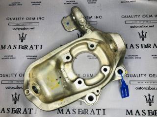 кулак поворотный правый Maserati Quattroporte 5 поколение 2005, 4.2 л., M139 A, бензин, робот, седан, задний привод