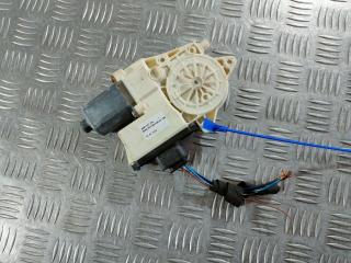 моторчик стеклоподъемника передний правый BMW 5 серия F07/F10/F11 [рестайлинг] 2013, 3.0 л., N55 B30 A, бензин, АКПП, седан, 0130822523, S007017316