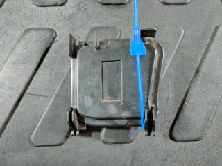 крышка фары Audi A8 D3 [2-й рестайлинг] 2009, 4.2 л., BVJ, бензин, АКПП, седан, 15812600