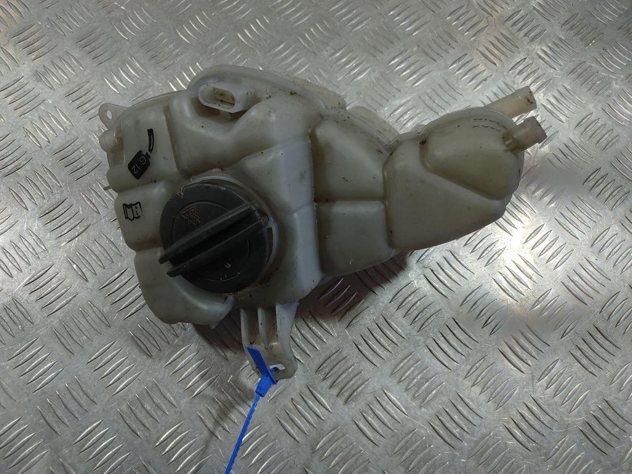 бачок расширительный Audi A8 D4/4H 2012, 4.2 л., CDRA, бензин, АКПП, седан, 4H0121403G - фото №1