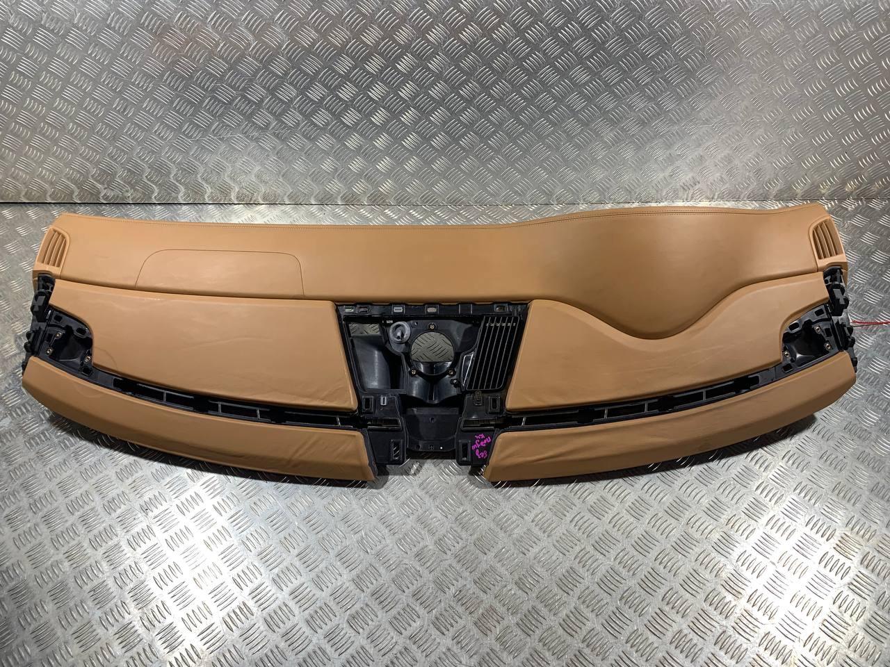 панель передняя салона (торпедо) Porsche Panamera 970 2011, 4.8 л., M 48.01, бензин, АКПП, хетчбэк 5 дв., 97055210104 - фото №1