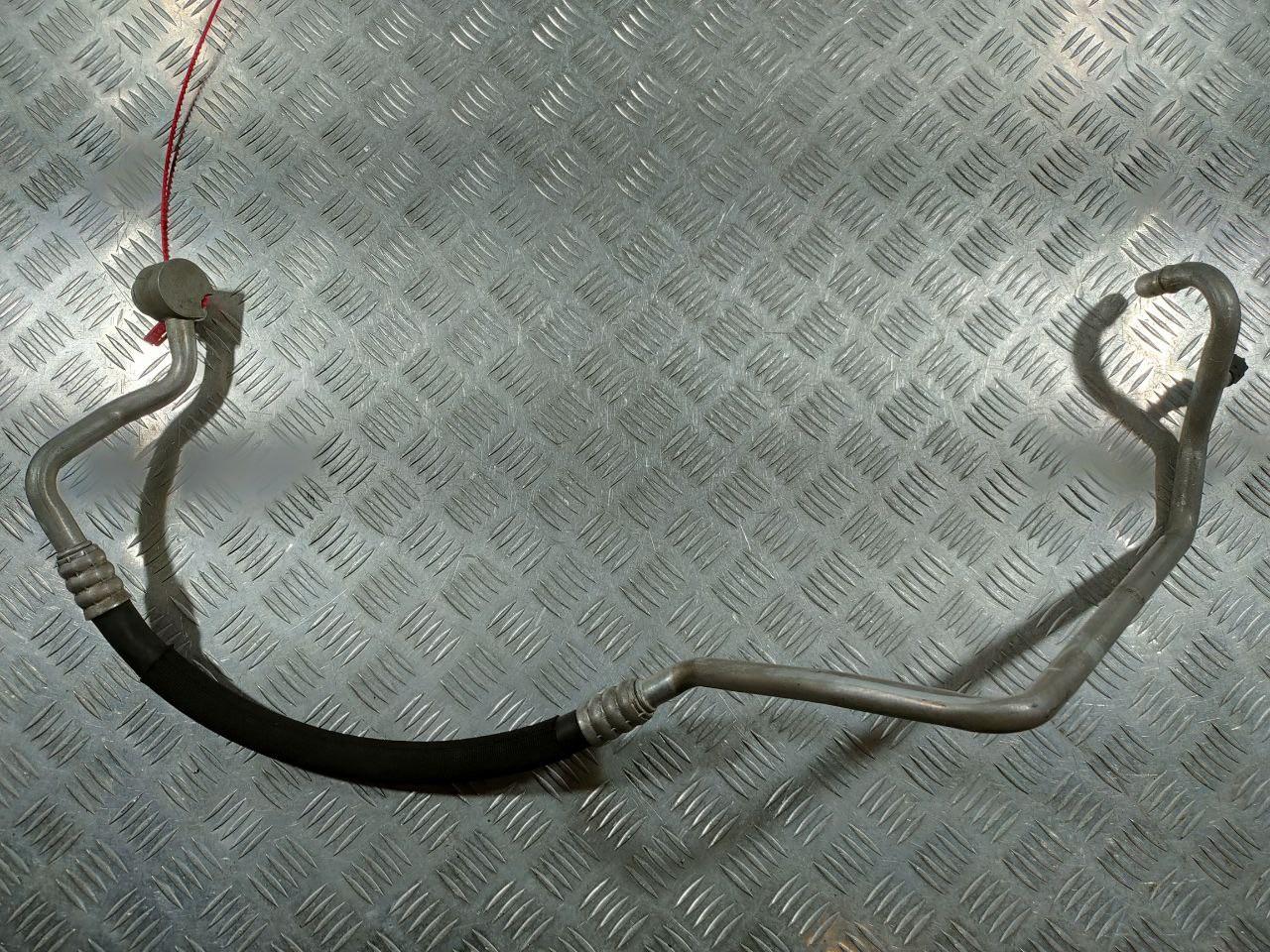 трубка кондиционера Audi A5 8T 2010, 3.2 л., CALA, бензин, АКПП, купе, 8K0260707G - фото №1