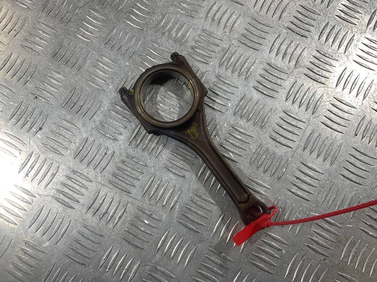 шатун Audi A6 4F/C6 2007, 3.2 л., AUK, бензин, АКПП, седан, 06E198401C - фото №1