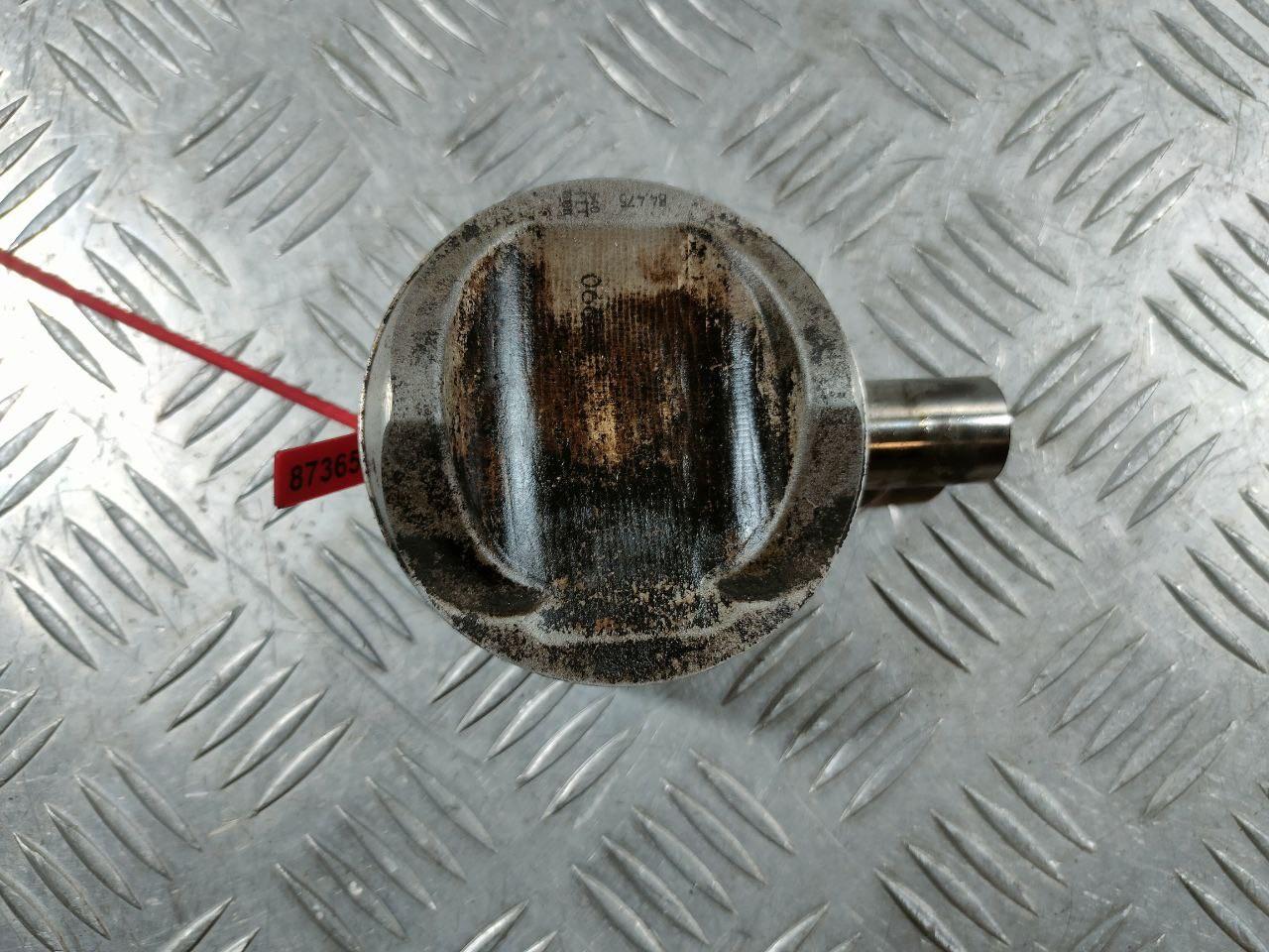 поршень Audi A6 4G/C7 2011, 3.0 л., CGWC, бензин, АКПП, седан, EPNS1341R, 06E107065DM, 06E198151B, 028PI00125000, 028RS001240N0, 028RS001240N2 - фото №1