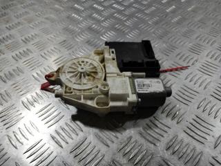 моторчик стеклоподъемника Volkswagen Passat (USA) 1 поколение 2012, 2.5 л., CBTA, бензин, АКПП, седан, 3C0959792B