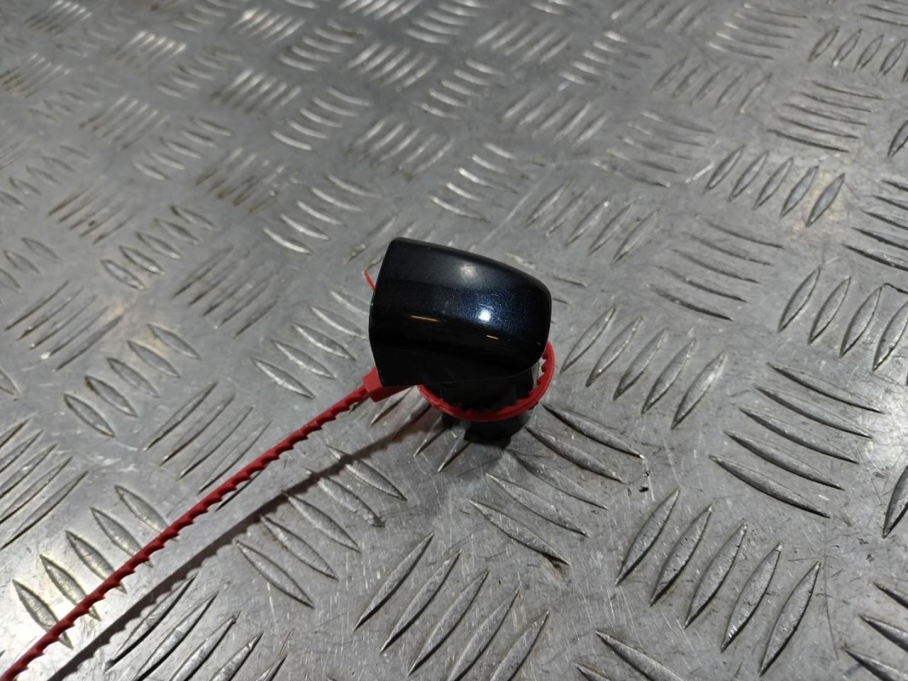 ручка наружная Audi Q5 8R 2011, 3.2 л., CALB, бензин, АКПП, внедорожник 5 дв., 8T0837167A, 8T0837167 - фото №1