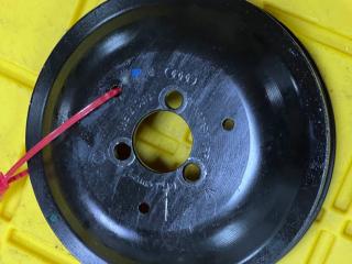 шкив помпы Audi A6 4F/C6 [рестайлинг] 2010, 3.2 л., CALA, бензин, АКПП, седан, 06E121031E, 06E121031D, 06E121031F, 06E121031A, 06E121031F, 06E121031FB