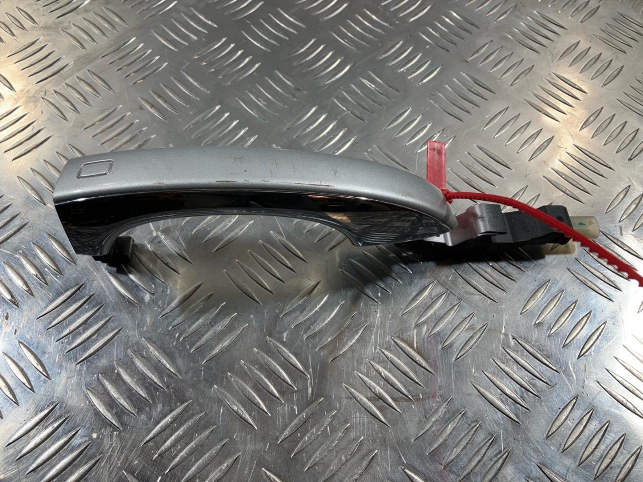 ручка наружная Audi A7 4G 2012, 4.2 л., CDRA, бензин, АКПП, седан, 4H0837205B - фото №1