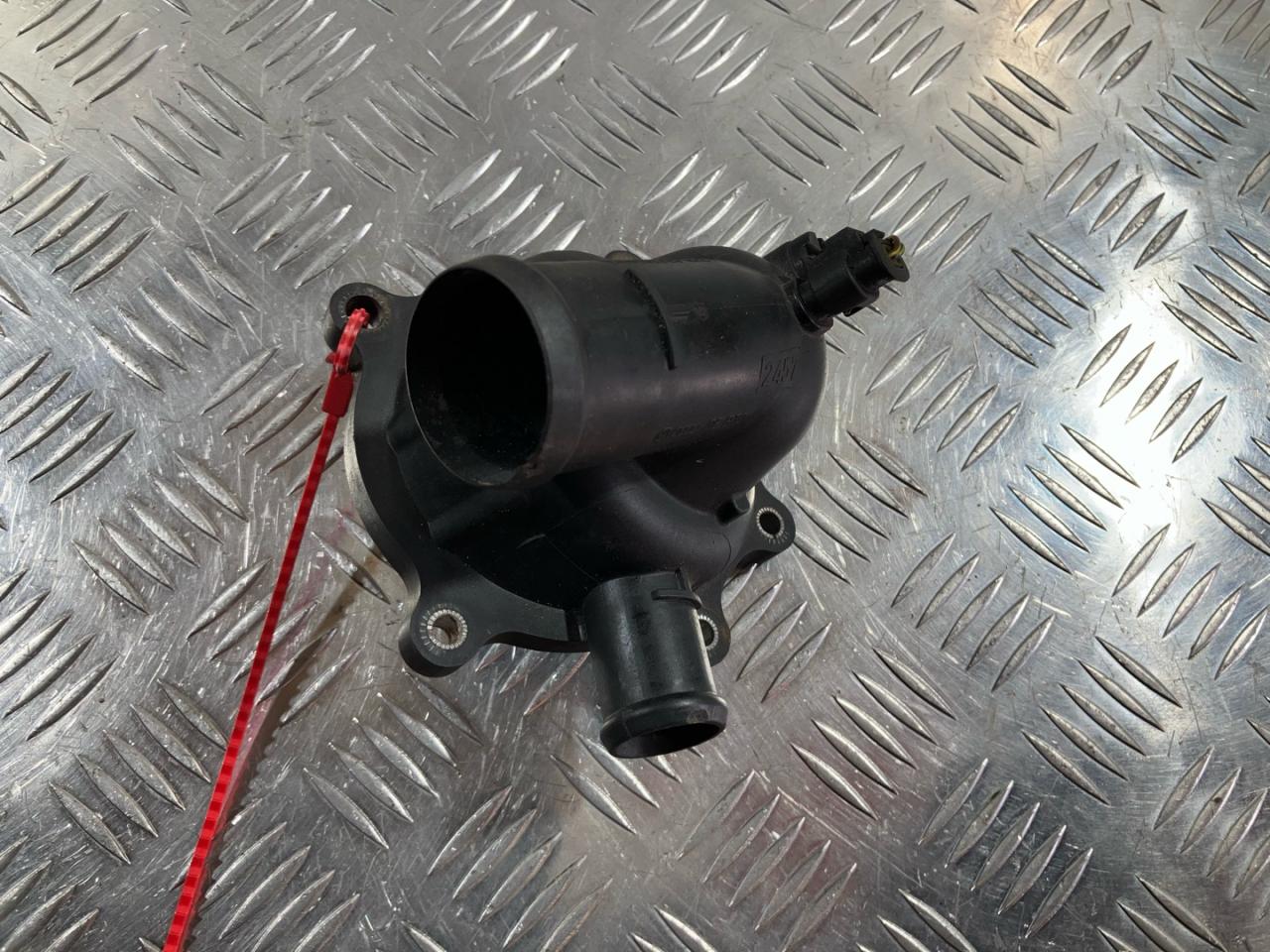 термостат Audi Q7 4L 2009, 4.2 л., BAR, бензин, АКПП, седан, 079121012D, 079121013N, 079121010C, 079121115N - фото №1