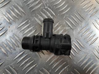 фланец (тройник) системы охлаждения Audi A7 4G 2014, 3.0 л., CGWB, бензин, АКПП, хетчбэк 5 дв., 4G0122293A