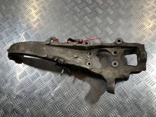 кулак поворотный левый Infiniti FX35 2 поколение 2010, 3.5 л., VQ35HR, бензин, 400151CA0A