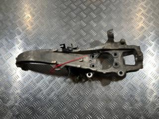 кулак поворотный правый Infiniti FX35 2 поколение 2010, 3.5 л., VQ35HR, бензин, АКПП, внедорожник 5 дв., 400141CA0A