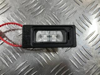 подсветка номера Audi Q7 4L [рестайлинг] 2012, 3.0 л., CJWE, бензин, АКПП, внедорожник 5 дв., 4G0943021