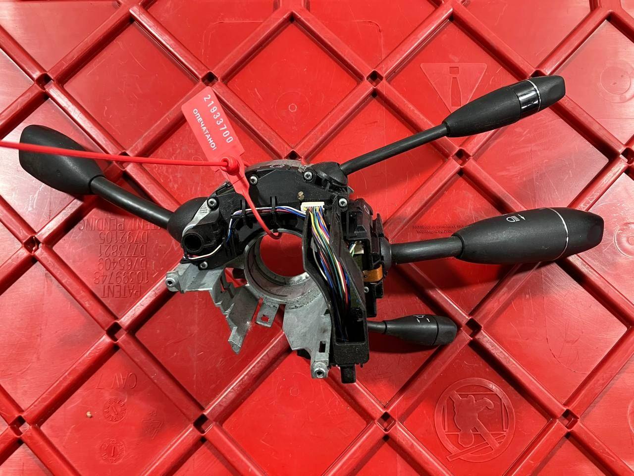 переключатель подрулевой (стрекоза) Mercedes-Benz S-Класс W221 2008, 5.5 л., M 273.961, бензин, АКПП, седан, A2215403745 - фото №1