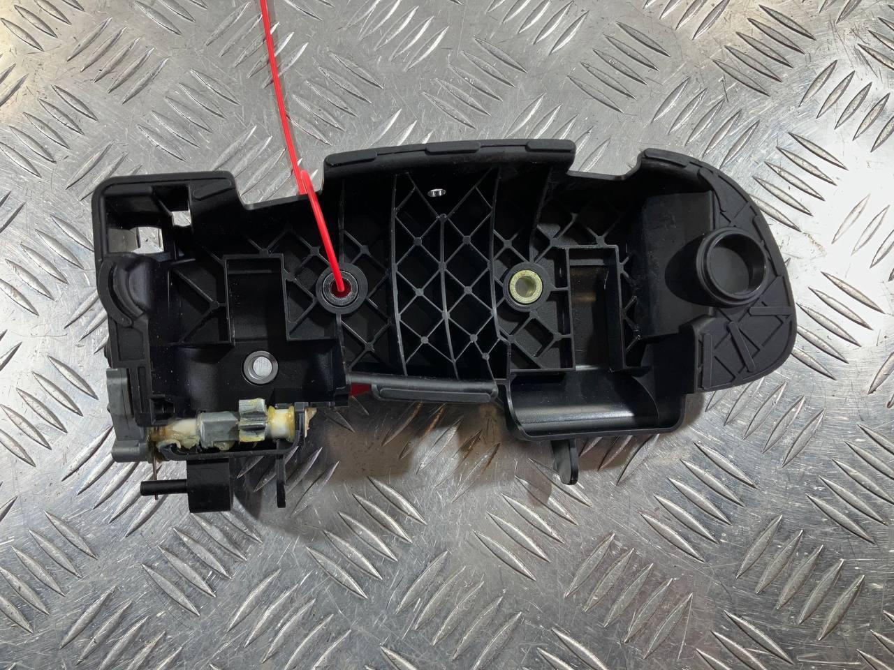 скелет ручки двери задней правой Porsche Panamera 970 2012, 4.8 л., M 48.20, бензин, АКПП, хетчбэк 5 дв., 970.537.064.01 - фото №1