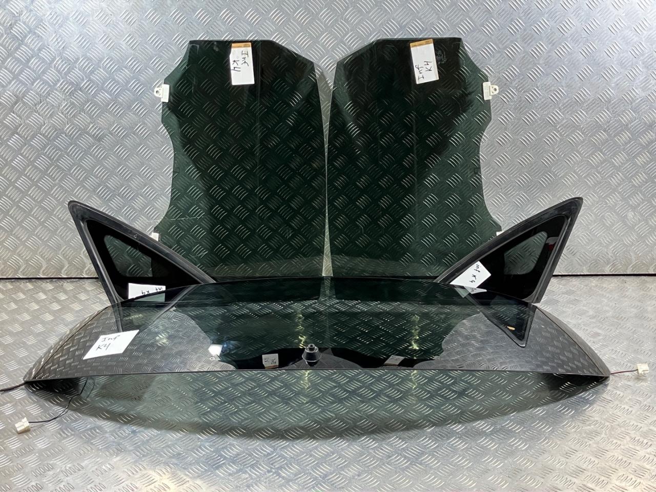 комплект задних стекол Infiniti FX35 2 поколение 2012, 3.5 л., VQ35HR, бензин, АКПП, внедорожник 5 дв. - фото №1