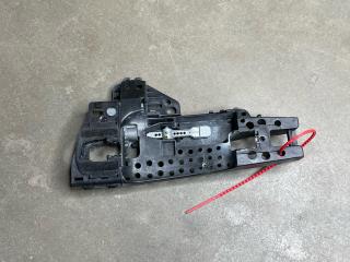 скелет ручки двери задней левой Audi A7 4G 2010, 4.2 л., CDRA, бензин, АКПП, седан, 4H0837885