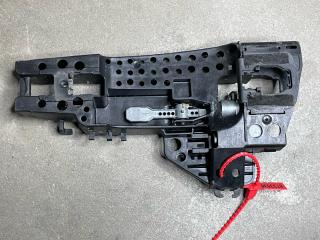 скелет ручки двери задней левой Audi A7 4G 2010, 4.2 л., CDRA, бензин, АКПП, седан, 4H0837885