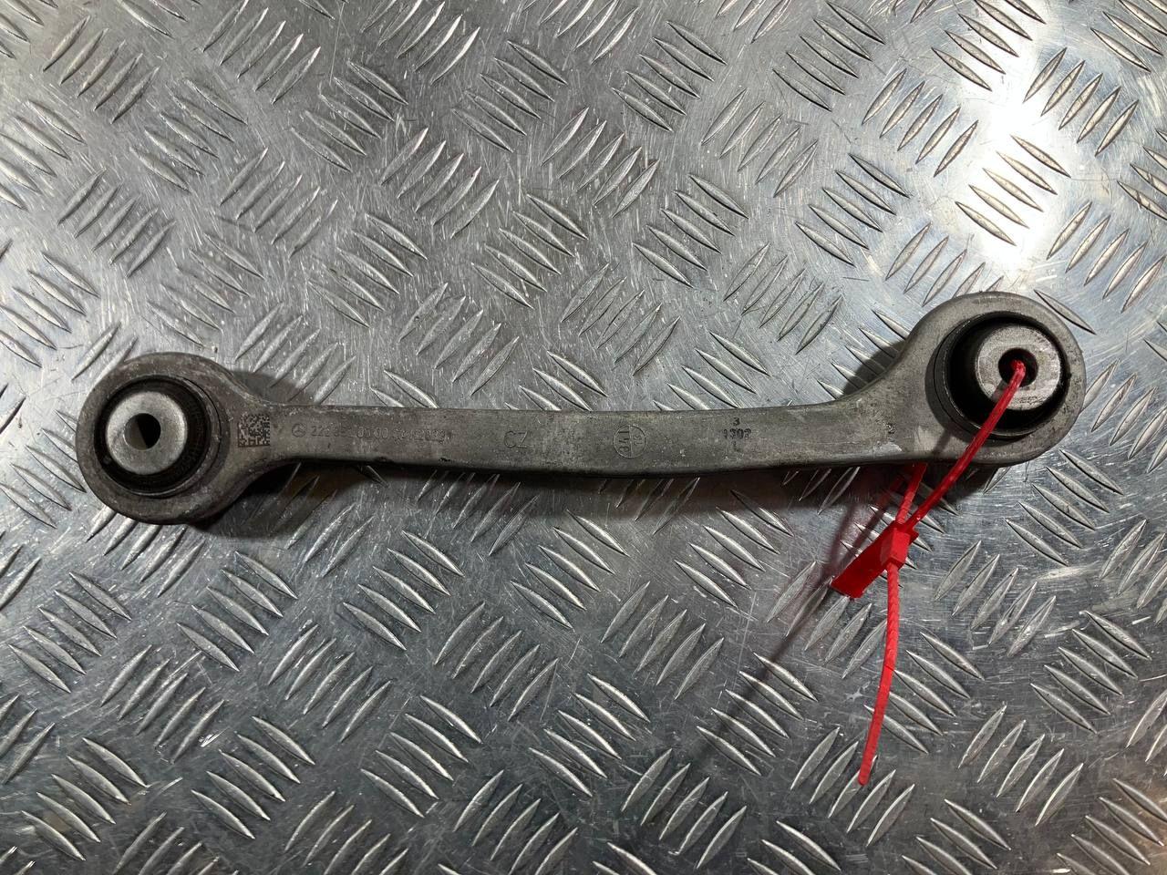 рычаг задний правый Mercedes-Benz S-Класс W222/C217/A217 2014, 4.7 л., M 278.929, бензин, АКПП, седан, A2223520300 - фото №1