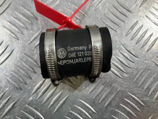 патрубок радиатора Audi Q7 4M 2016, 3.0 л., CREC, бензин, АКПП, 06E121030