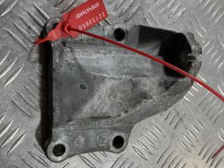 кронштейн двигателя Infiniti FX35 2 поколение 2012, 3.5 л., VQ35HR, бензин, внедорожник 5 дв.