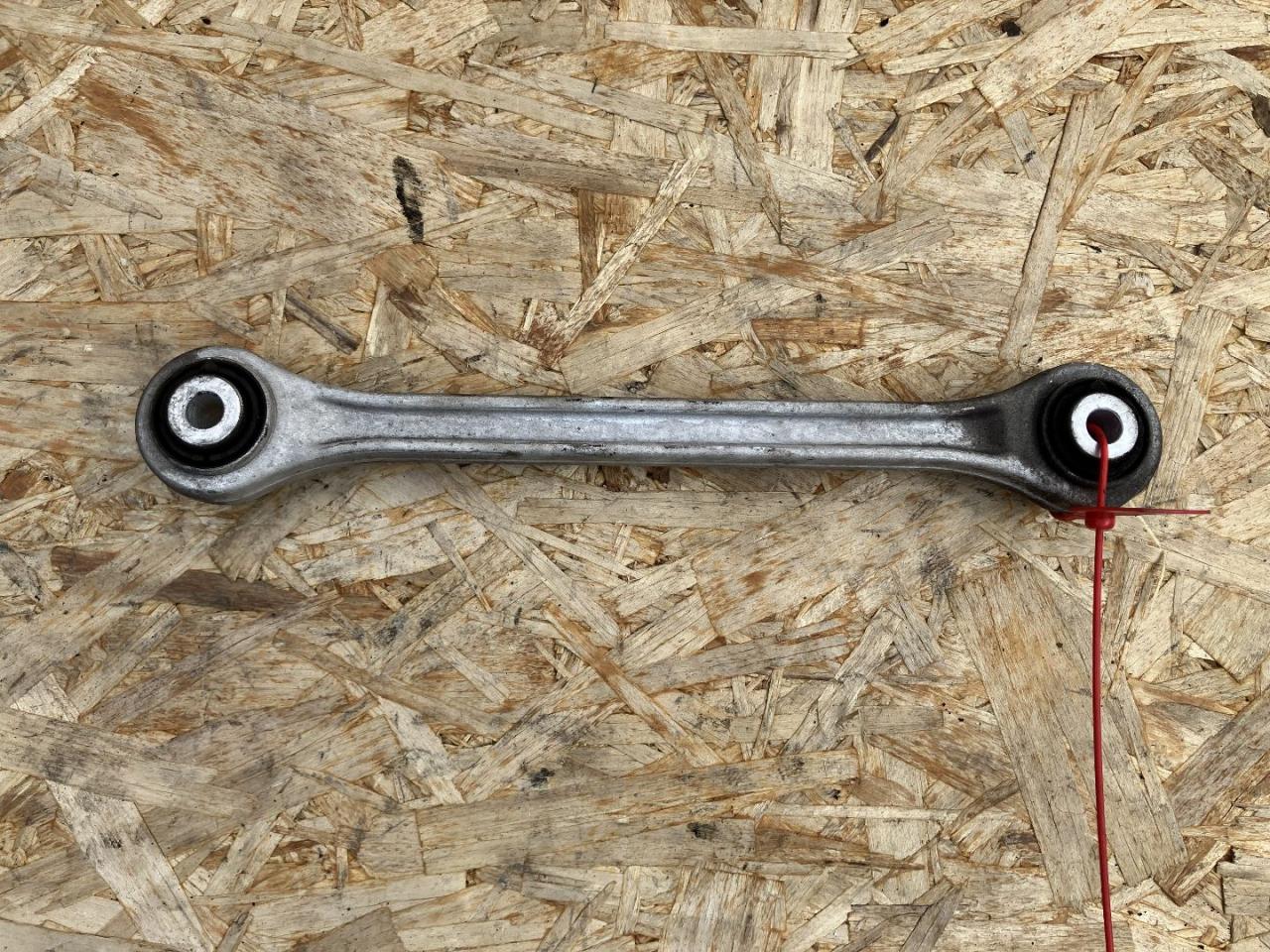 рычаг задний Porsche Panamera 970 2012, 4.8 л., M 48.20, бензин, АКПП, хетчбэк 5 дв., 97033104300 - фото №1