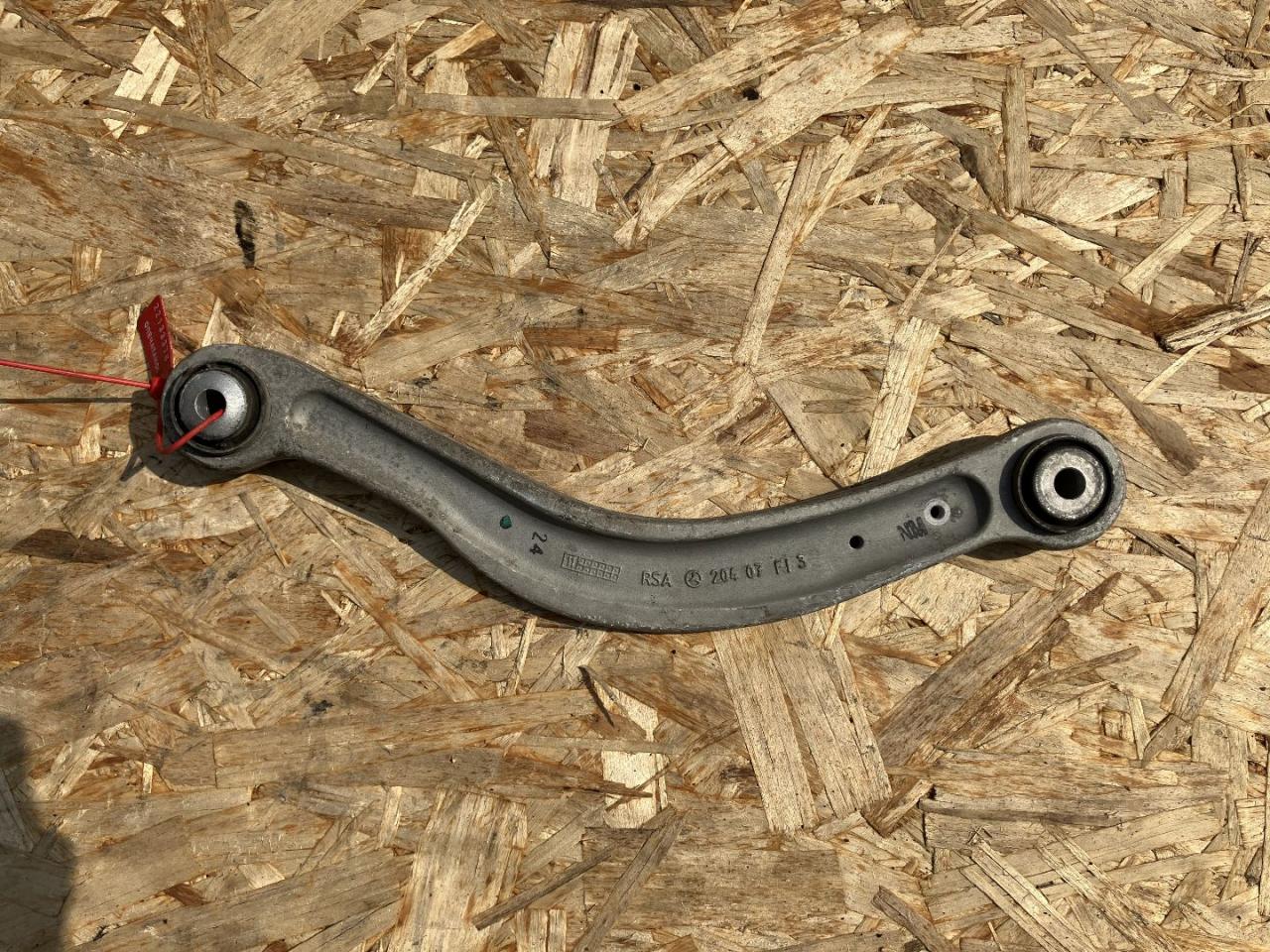 рычаг задний правый Mercedes-Benz E-Класс W212/S212/C207/A207 2011, 3.5 л., M 276.952, бензин, АКПП, седан, 20407F13, 20407 - фото №1