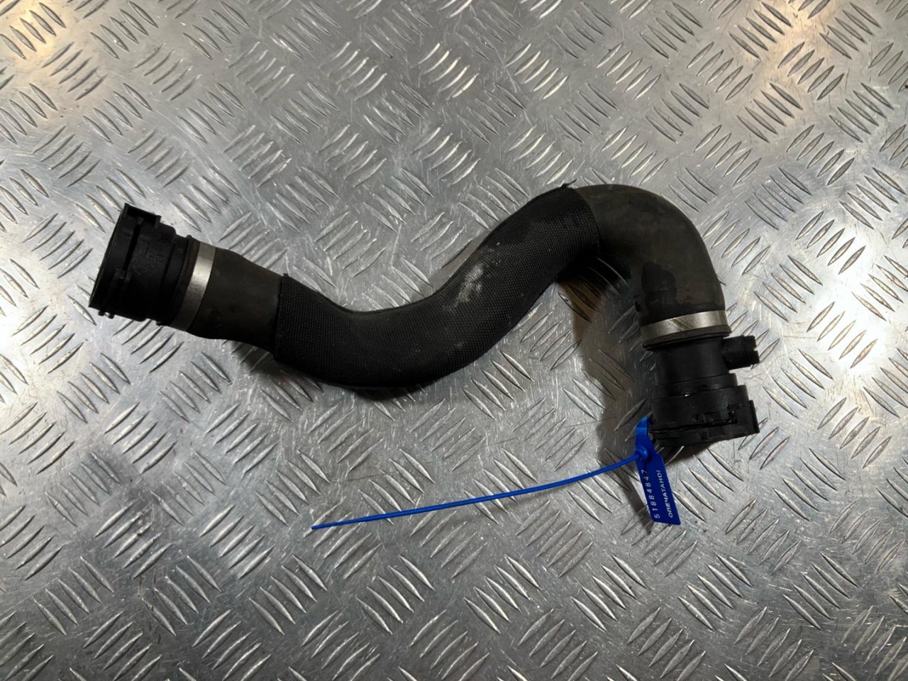 патрубок (трубопровод, шланг) Audi A7 4G 2014, 3.0 л., CGWB, бензин, АКПП, хетчбэк 5 дв., 4G0121049Q - фото №1