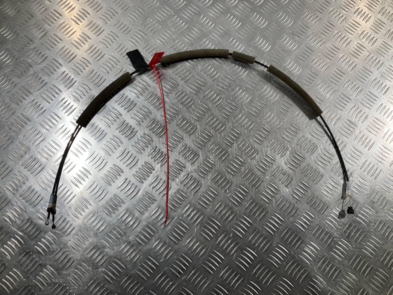 трос двери Infiniti FX35 2 поколение 2012, 3.7 л., VQ37HR, бензин, АКПП, внедорожник 5 дв. - фото №1