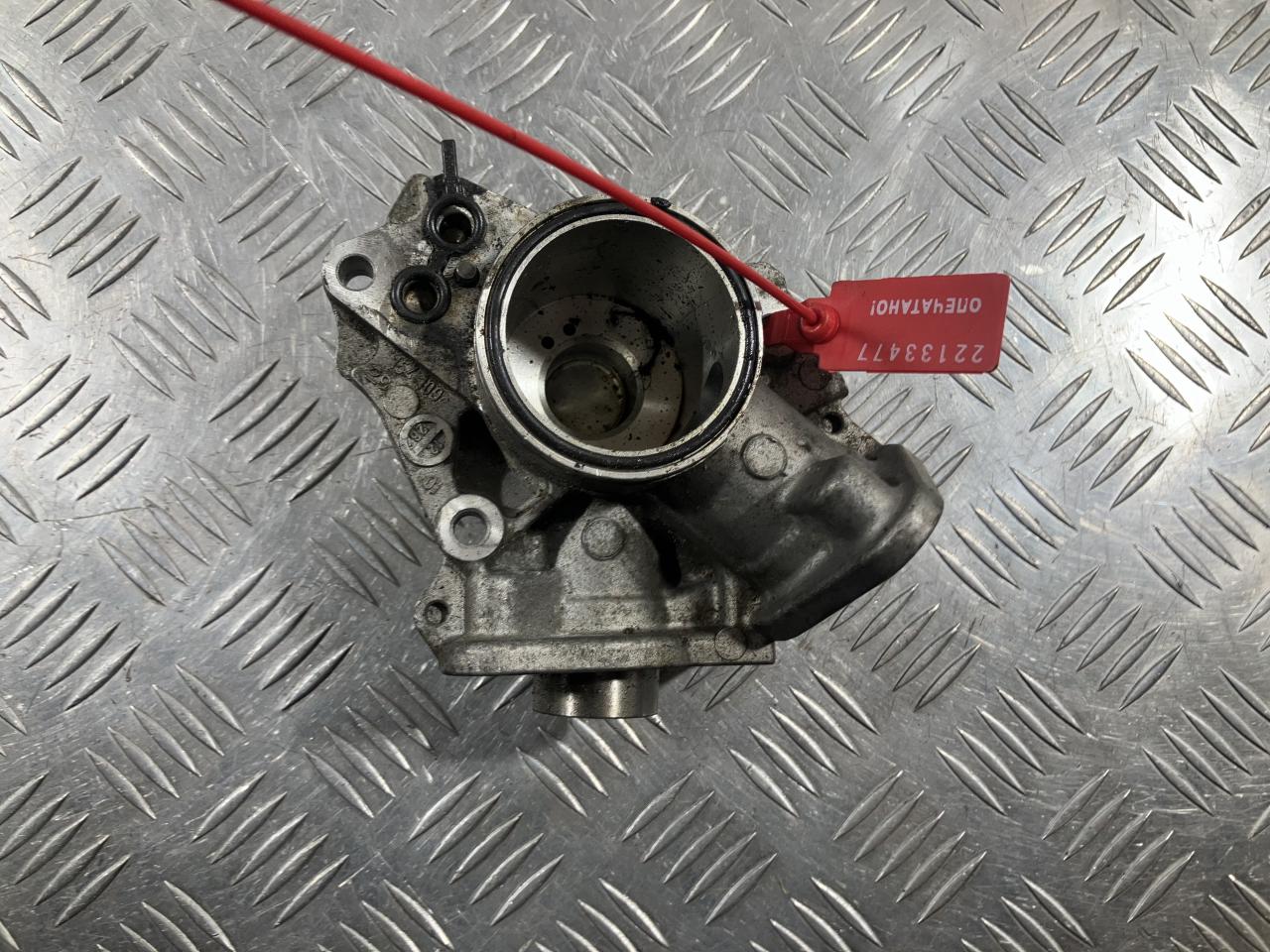 ТНВД Mercedes-Benz S-Класс W222/C217/A217 2014, 4.0 л., M 278.910, бензин, седан, A2780700330 - фото №1