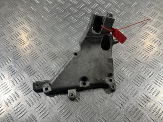 кронштейн двигателя Mercedes-Benz S-Класс W221 [рестайлинг] 2012, 4.7 л., M 278.932, бензин, седан, A2782236104