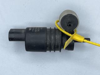 насос (моторчик) омывателя стекла Audi A6 4F/C6 2006, 3.2 л., BKH, бензин, АКПП, универсал, 1T0955651A