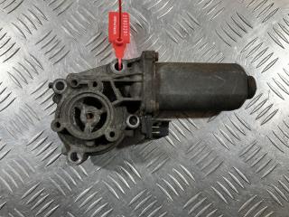 электромотор раздаточной коробки Land Rover Range Rover 3 поколение [2-й рестайлинг] L322 2012, 5.0 л., 508PS, бензин, АКПП, внедорожник 5 дв., IGH500040, 0130008508