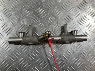 топливная рампа Audi Q7 4M 2018, 3.0 л., CREC, бензин, 06E130090AJ