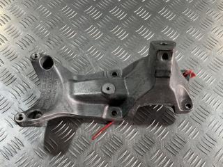 кронштейн двигателя Audi A7 4G 2014, 3.0 л., CGWB, бензин, АКПП, хетчбэк 5 дв., 4G0199307H, 4G0199307