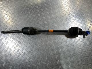 полуось передняя правая (приводной вал, ШРУС) Mercedes-Benz M-Класс W166 2015, 4.7 л., M 278.927, бензин, АКПП, внедорожник 5 дв., A1663301300