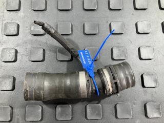 патрубок радиатора Land Rover Range Rover 3 поколение [2-й рестайлинг] L322 2012, 5.0 л., 508PS, бензин, АКПП, внедорожник 5 дв., LR017361, 9W838555CC