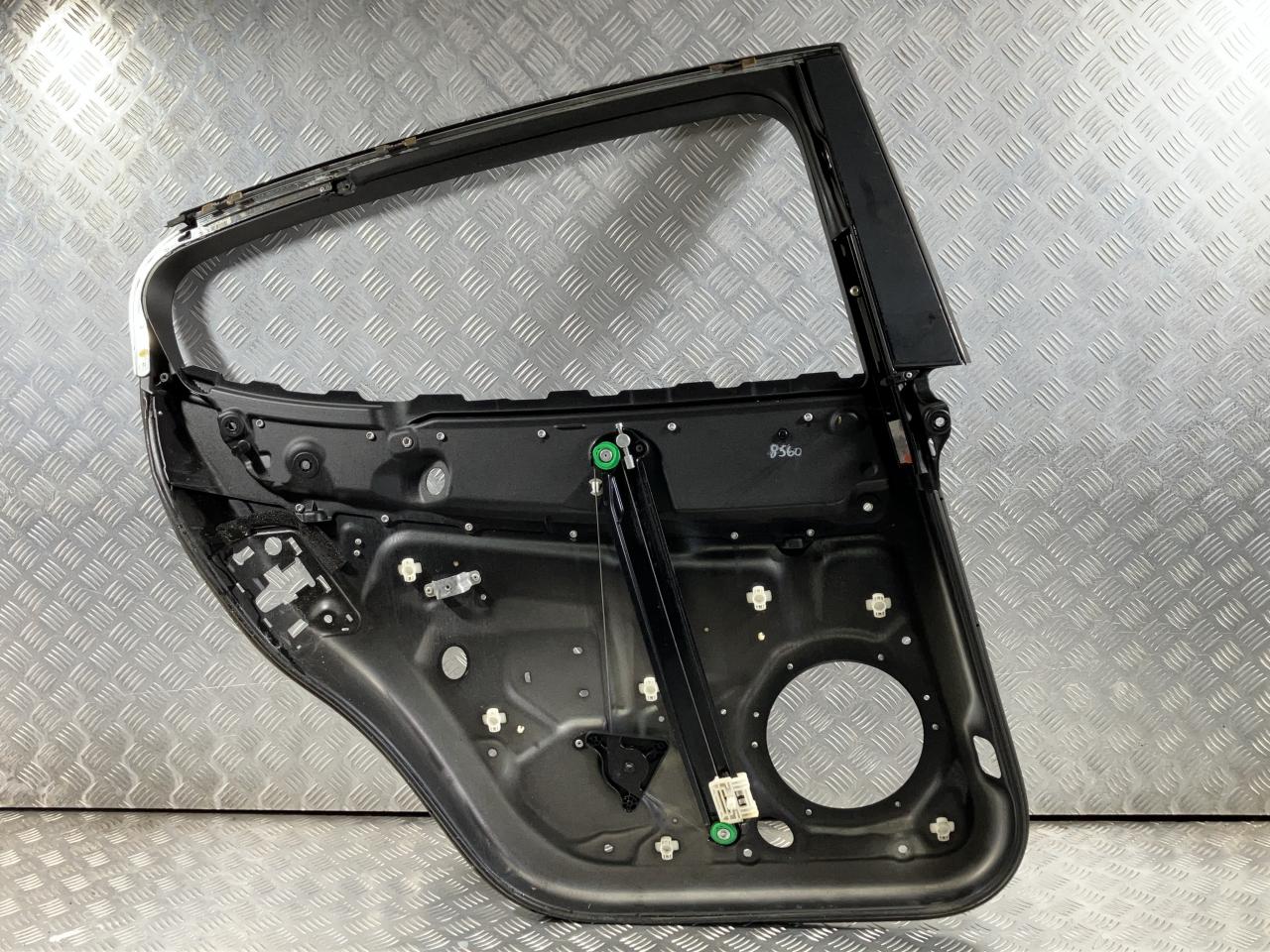 стеклоподъемник задний правый Porsche Panamera 970 2012, 4.8 л., M 48.20, бензин, АКПП, хетчбэк 5 дв., 97053652201, 97053620200 - фото №1